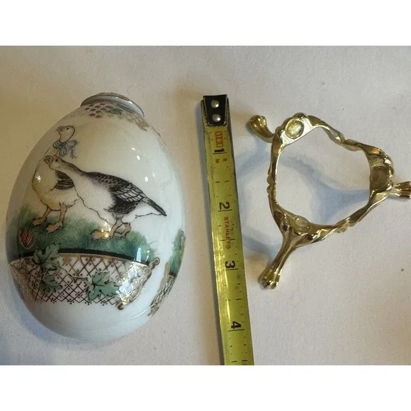 Lenox~China Treasures Collection~Goose Egg ~Brass Stand‎ ~USA Made 1996 Easter - Picture 11 of 11